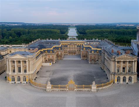 chateau de versailles officiel.